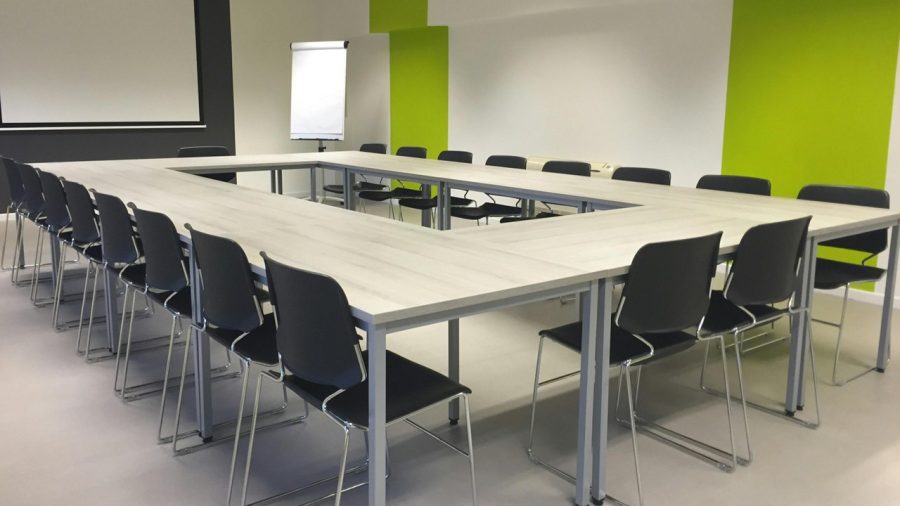 Traditional one-sized learning environment